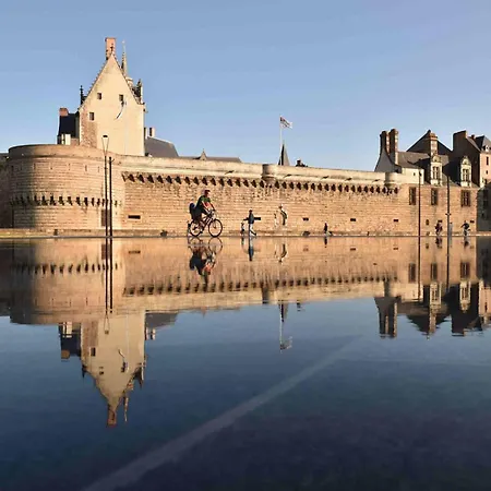 Sejour Sur L'ile De Avec Vue Sur La Loire Nantes